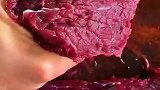 这牛肉肯定新鲜呀！