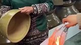 传统老坛泡菜，为啥要往老坛里点火