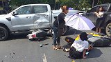 皮卡迎面撞上3辆摩托致5名学生受伤 因肇事司机爱穿拖鞋开车