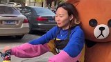 捡到了电动车和一只熊