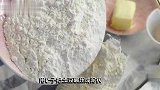 土豆不要炒菜了，教你做烤面包，香甜松软，焦黄喷香，美味可口