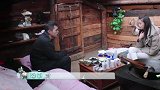 徐菲和小丸子聊天，坦言羡慕会哭的人，自己只会微笑