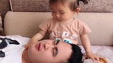 都说女儿是爸爸的小情人，看完这一幕，我感觉理解有误