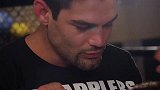 UFC-16年-UFC终极斗士第24季决赛倒计时：贝纳维德兹看家招牌动作-专题