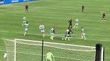球迷实拍美职联球员禁区内精彩人球分过破门