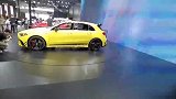 实拍奔驰全新A45 AMG，最强两厢钢炮