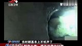 怀旧影视-20230310-传奇-大叔独自挖出地下宫殿，好奇警察刚往下爬，就气得火冒三丈