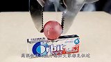 1000℃铁球VS香烟会怎样？老外好奇一试，画面太硬核了！