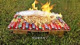 老外大胆用胶带修补船只,还开进鲨鱼群秀操作,难怪外国人那么少