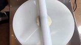 擀饼的手法和技巧