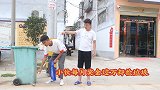 短剧：小伙每月奖金过万却捡垃圾，老板好奇跟着他回家后感动了
