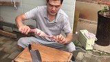 小伙第一次清水熬制羊大骨汤，140块钱买的羊腿肉一点没浪费