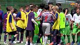 不止是胜负 巴萨U14日本拉练上演暖心一幕