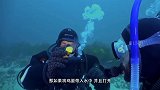 水中打鸡蛋会发生什么敲开鸡蛋后发生意外，镜头拍下全过程