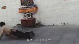 西藏独一无二风俗礼仪，见面弯腰吐舌头？导游称对你的尊重