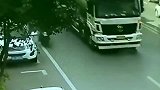 男子命该如此，假如没有监控，谁来还大货车司机的清白！