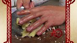 云南大飨宴：著名的哈尼蘸水鸡是怎样的一道菜呢？