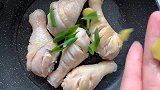 鸡腿这样做，客人都说好吃