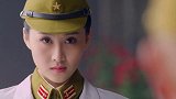 女特工一枪毙命鬼子大佐，没想下秒被人反杀，身死在红色花瓣下