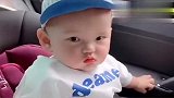 富二代就是这么任性，下一秒宝宝呆萌反应，萌翻啦
