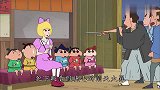 蜡笔小新：穿帮镜头来了，妮妮胸口藏桌子，真是心胸宽广啊