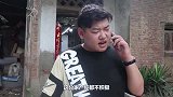 母亲去世给俩儿各10万，只给养女破三轮，看到母亲的信养女哭了