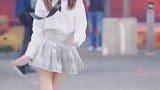 女孩子千万不要穿裙子，因为太快乐了！