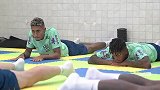 巴西社媒晒视频：球员们在今天进行了恢复训练