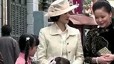 天涯赤子心：小小年纪就懂得保护女孩，说话乖巧很是让人喜欢