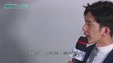 井柏然登《InStyle优家画报》封面撞色造型文艺冷峻