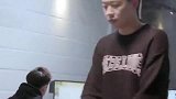 叫我僵小鱼：小鱼的一举一动都被粑粑监视了