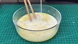 鸡蛋牛奶别直接吃了，这种做法比豆腐还嫩，入口即化