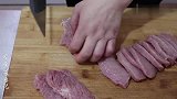 夏天最爱这样吃肉，不用炒不加一滴水，香气四溢，上桌就扫光