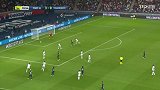 第79分钟巴黎圣日耳曼球员萨拉维亚射门 - 打偏