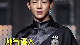 自然状态下的 丁真  和美颜滤镜下的丁真，美颜十级直接给帅哥变锥子脸大可不必！ 美颜镜头下的丁真