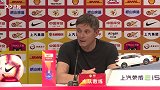 斯帅：球队攻防两端完美执行战术 拼到最后一刻很感动