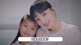 李小璐带女儿三里屯逛街，12岁甜馨双腿又长又直，路人镜头下肤色引热议