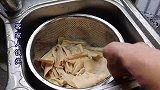 腐竹这做法太开胃了，不加一片肉，出锅比吃红烧肉还香，好吃下饭