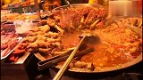 日本明星逛西安夜市，各种新鲜美食都有！