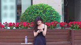 小妹妹竟然跟我走了！