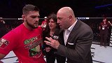 UFC-14年-UFC180赛后：盖斯特鲁姆获胜后擂台采访-专题
