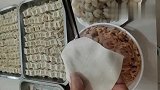 用这种方法包馄饨才是最快速的，几分钟就包一锅，快试试！