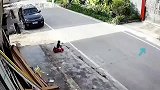 太危险了！家长们请看护好您的孩子！