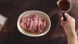 糖醋里脊肉，这样制作鲜嫩多汁酸甜可口很开胃，吃一次就上瘾了