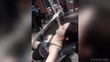 人人都想当教练？健身小姐姐性感吸睛 肤白貌美太诱人