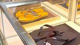 去超市买拖鞋，当我看到价格