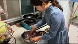 闺蜜老公买条大草鱼，婷婷简单做酸菜鱼，4个人3个菜，吃撑了！