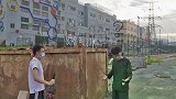 以前都是被感染，这一次解救兄弟回来