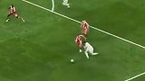 贝林厄姆很无奈！姆巴佩传球给他 结果被维尼修斯截胡了