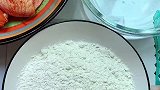 今天炸了个鸡翅，那香味直接把隔壁小姐姐引了过来